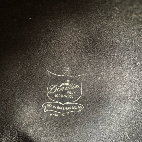 Doeskin Vintage Black Felt 100% Wool Hat with Feathers - Picture 6 of 8